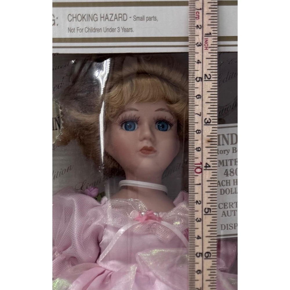 Rare Vintage 1997 FAO Schwarz Cinderella 12" Porcelain Doll NIB COA Disney Pink - Picture 7 of 17